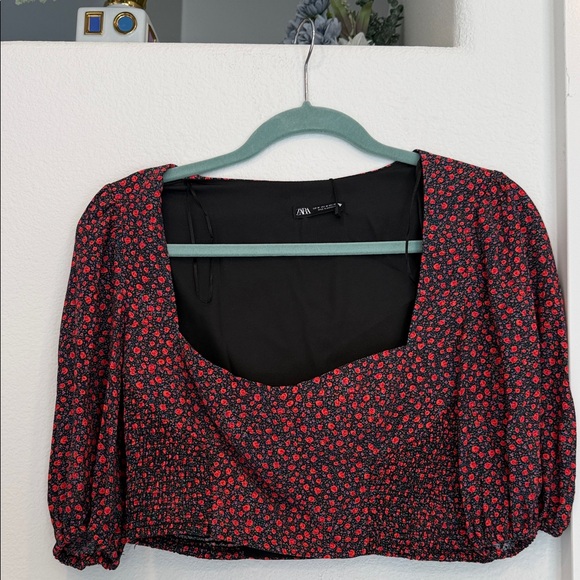 Zara Tops - Zara Black and Red Floral Puff Sleeve Blouse